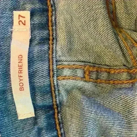 Levi's boyfriend jean sz 27 lowrise medium wash slight distressing casual comfy - Picture 8 of 10